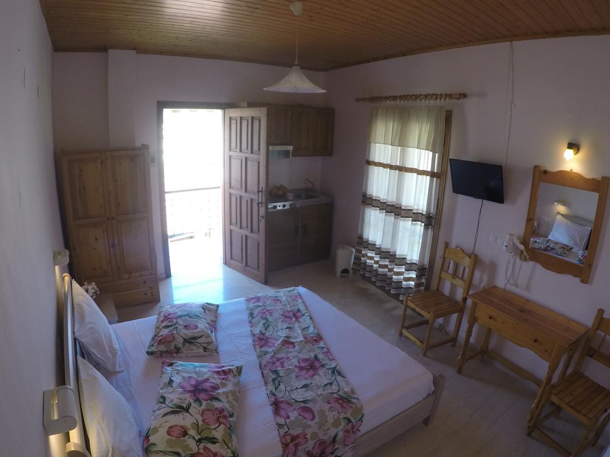 Geroulis Stefanos Studios Vasilikí Eksteriør bilde