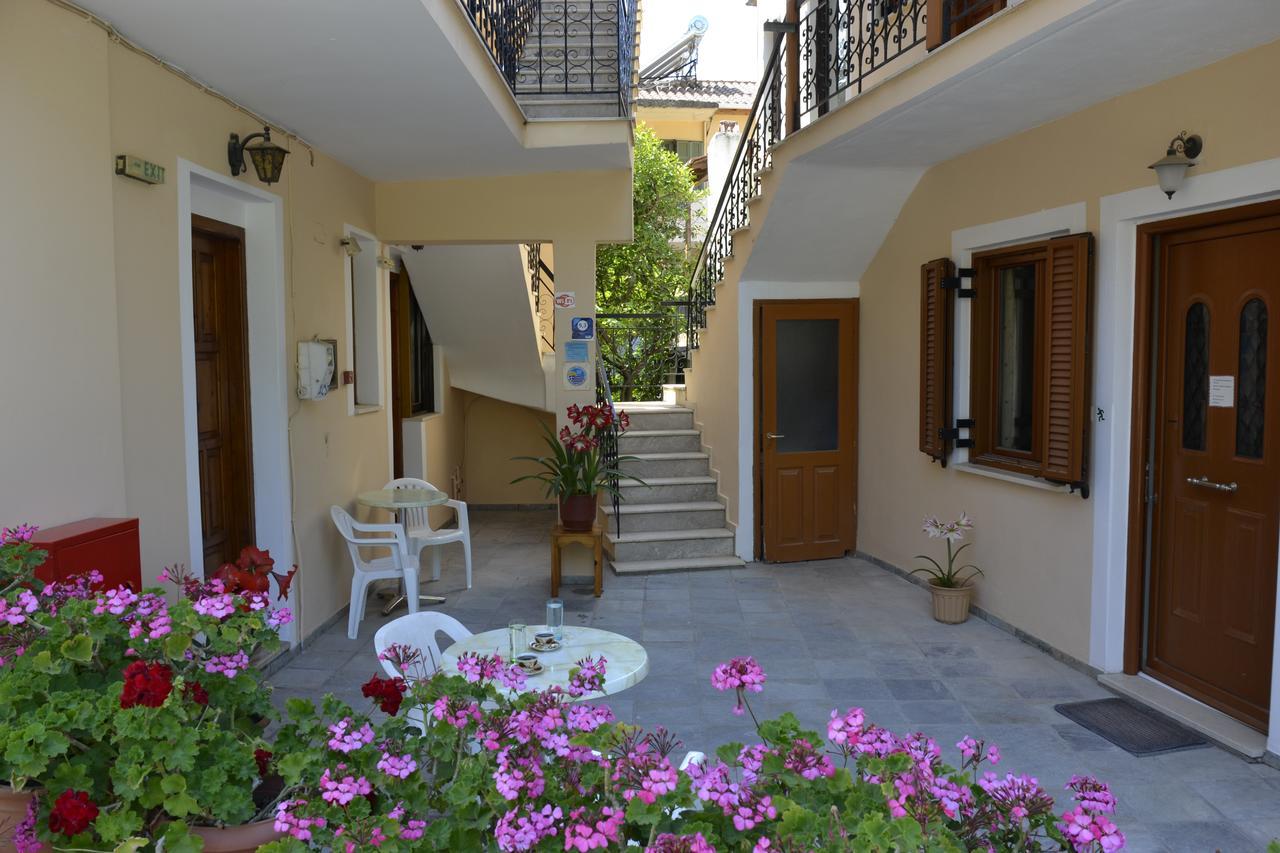 Geroulis Stefanos Studios Vasilikí Eksteriør bilde